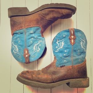 Justin Gypsy Cowgirl Cross Wing Square Toe Boot